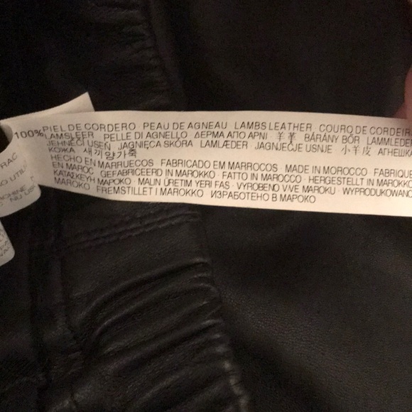 Zara leather mini skirt - Picture 3 of 3